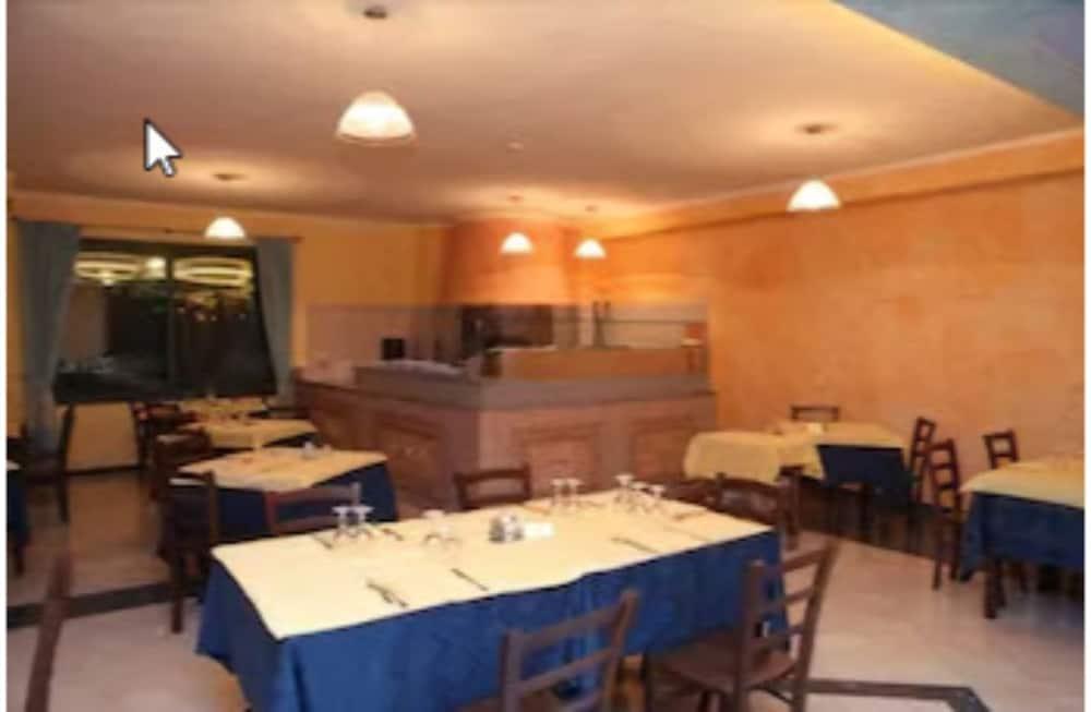 Hotel Baia Marina Orosei Luaran gambar
