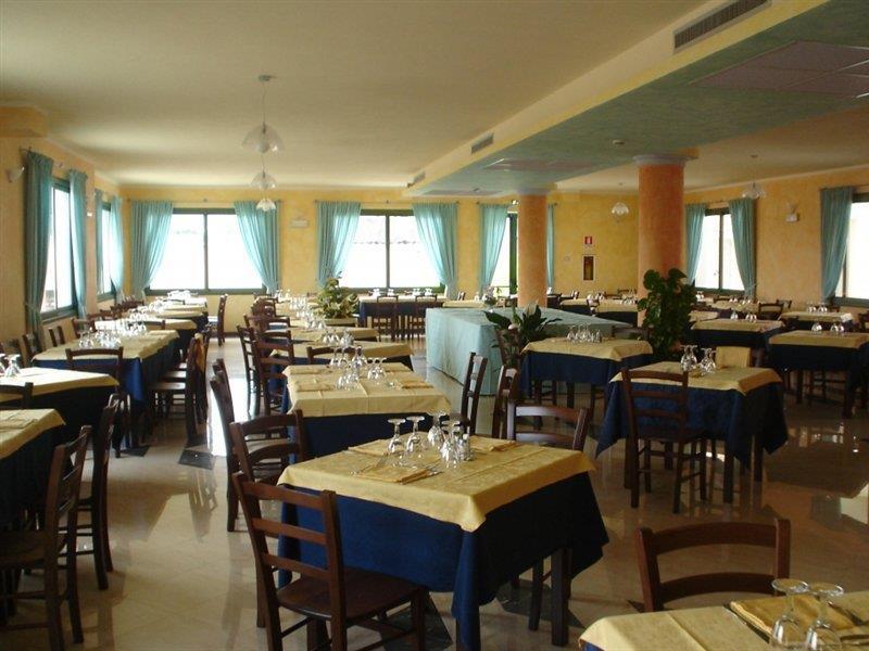 Hotel Baia Marina Orosei Luaran gambar