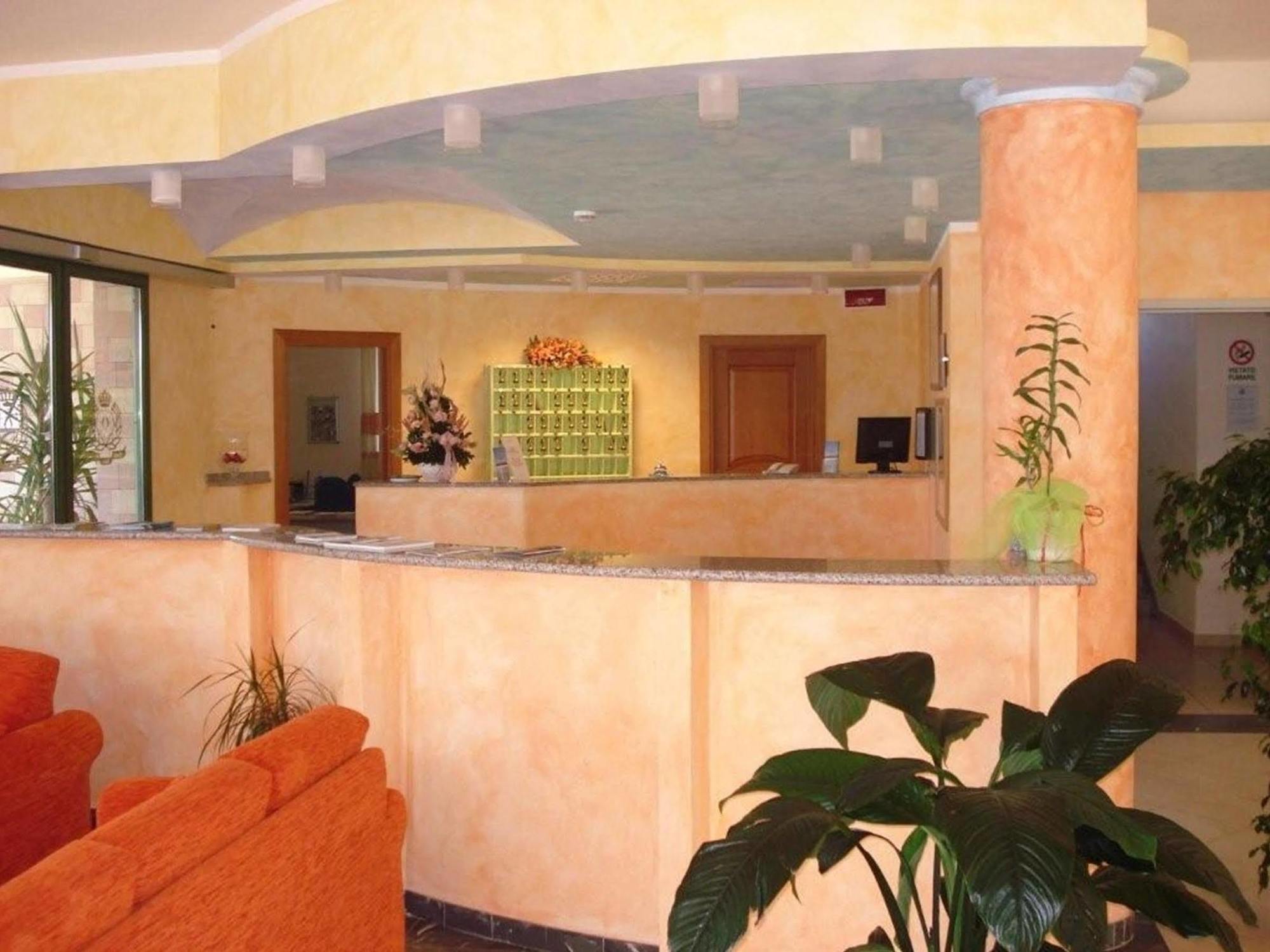 Hotel Baia Marina Orosei Luaran gambar
